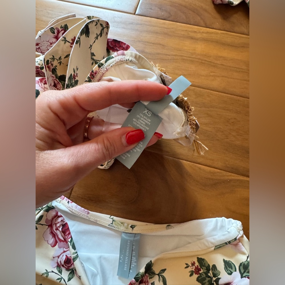 NWT Antonio Melani x The Style Bungalow Miraflores Floral Top & Bottom Swim - Picture 4 of 16